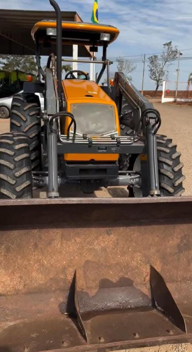 VALTRA BH 145